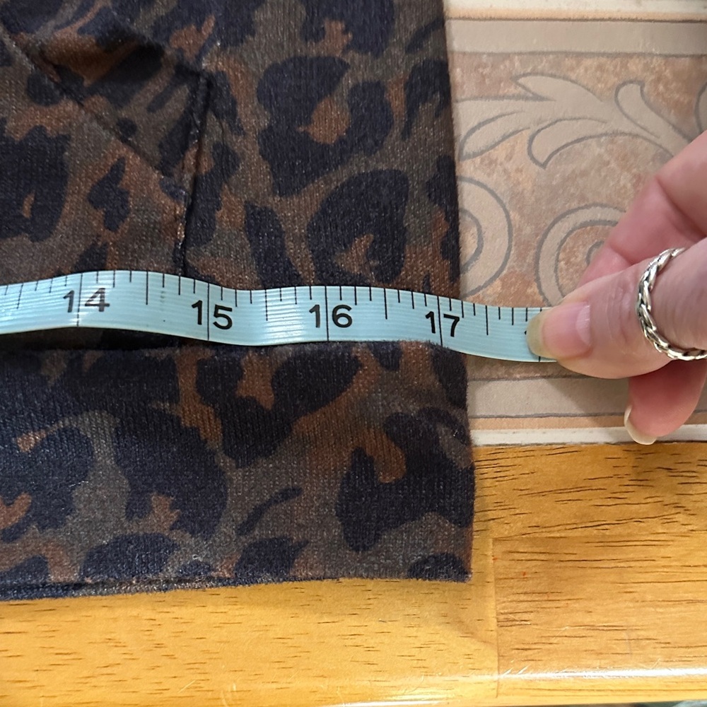 NWOT Leopard Print Hoodie - Picture 7 of 9